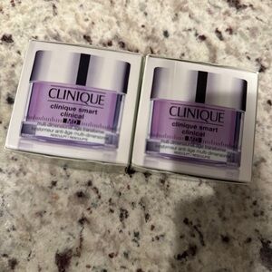 Clinique smart clinical MD